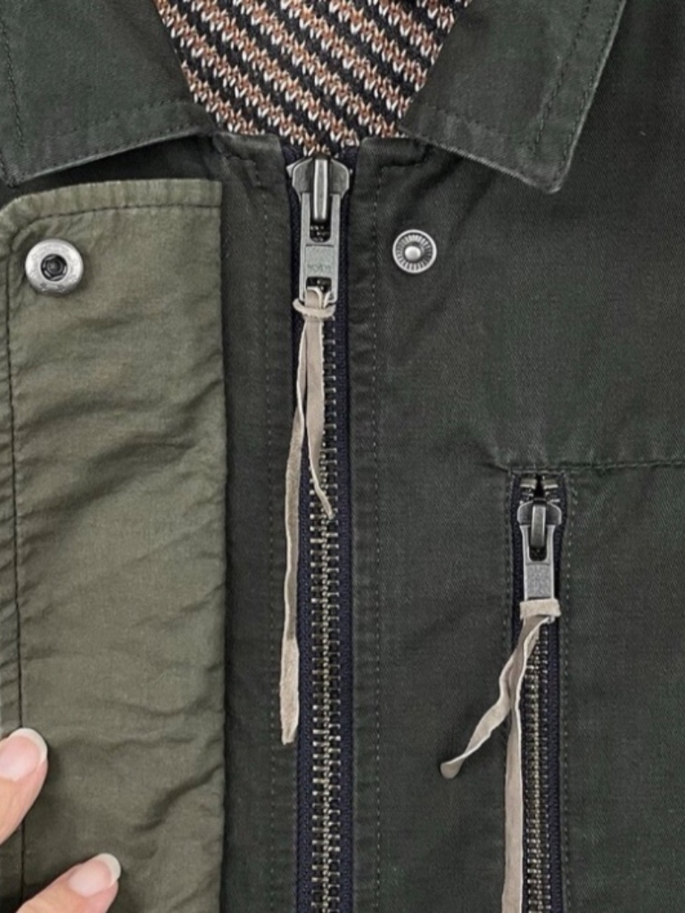 Utility Knit back Jacket - Picture 2 of 5